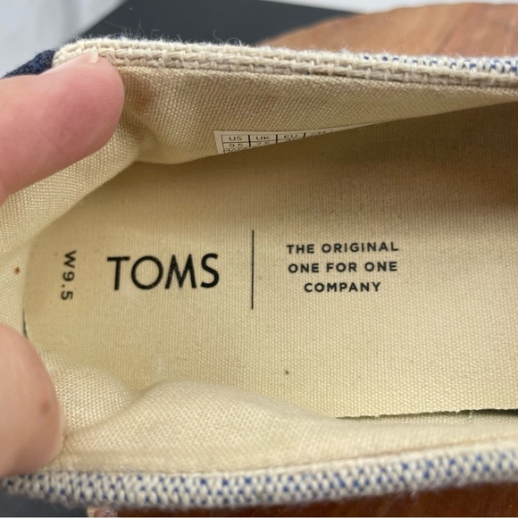 Toms Classic Espadrille Navy Blue University Stripes size 9.5 - Picture 7 of 8